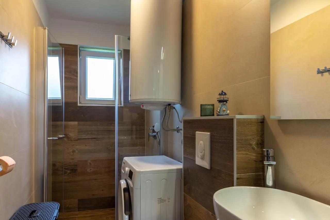 Amazing Villa Ani With Pool & Whirpool Near The Beach - Wiibuk Pula